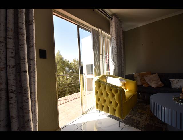 2 BEDROOM APARTMENT FOR SALE IN NORTHGATE